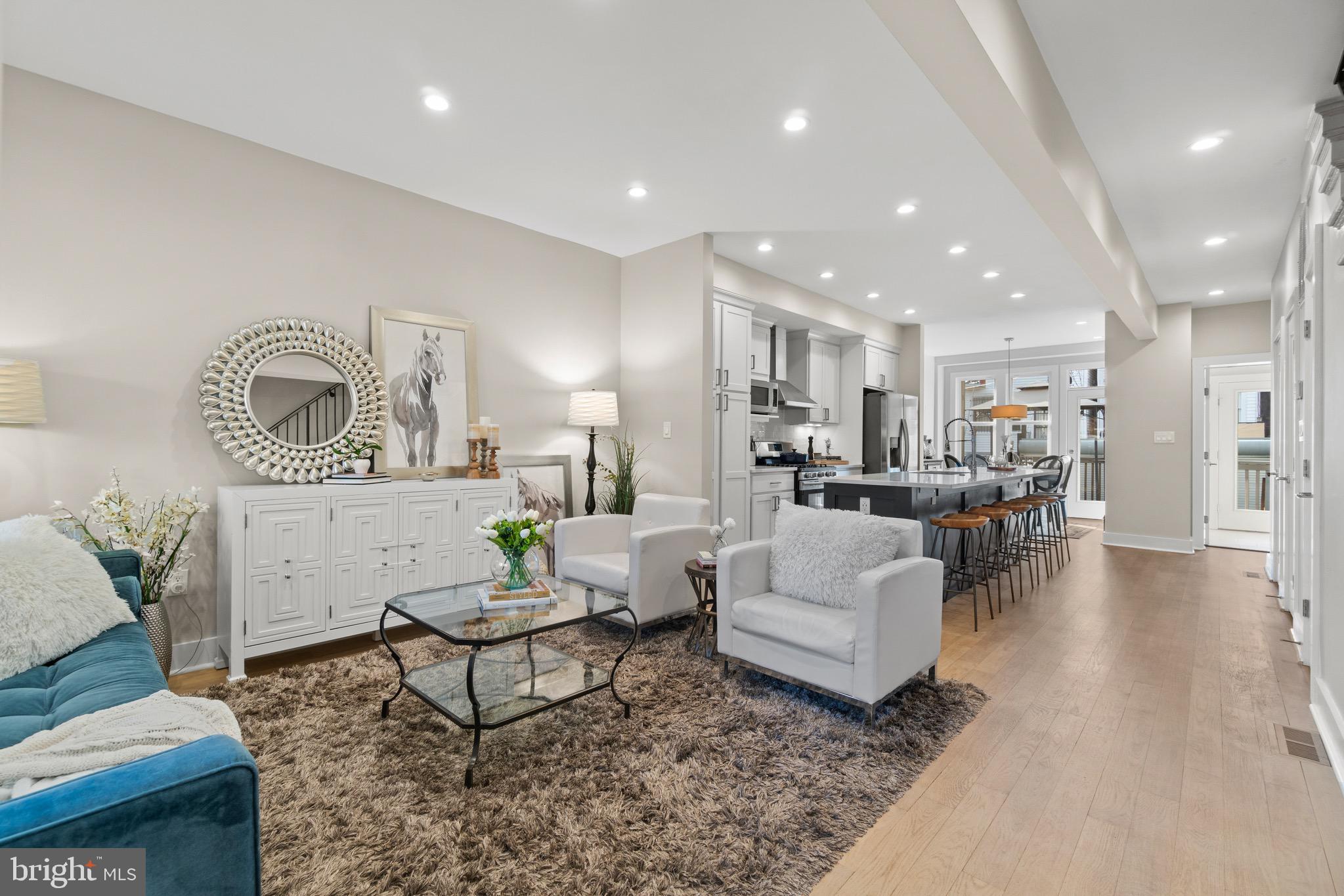 314 17th Place Northeast Washington, DC 20002 - Photo 3 of 30 Living room