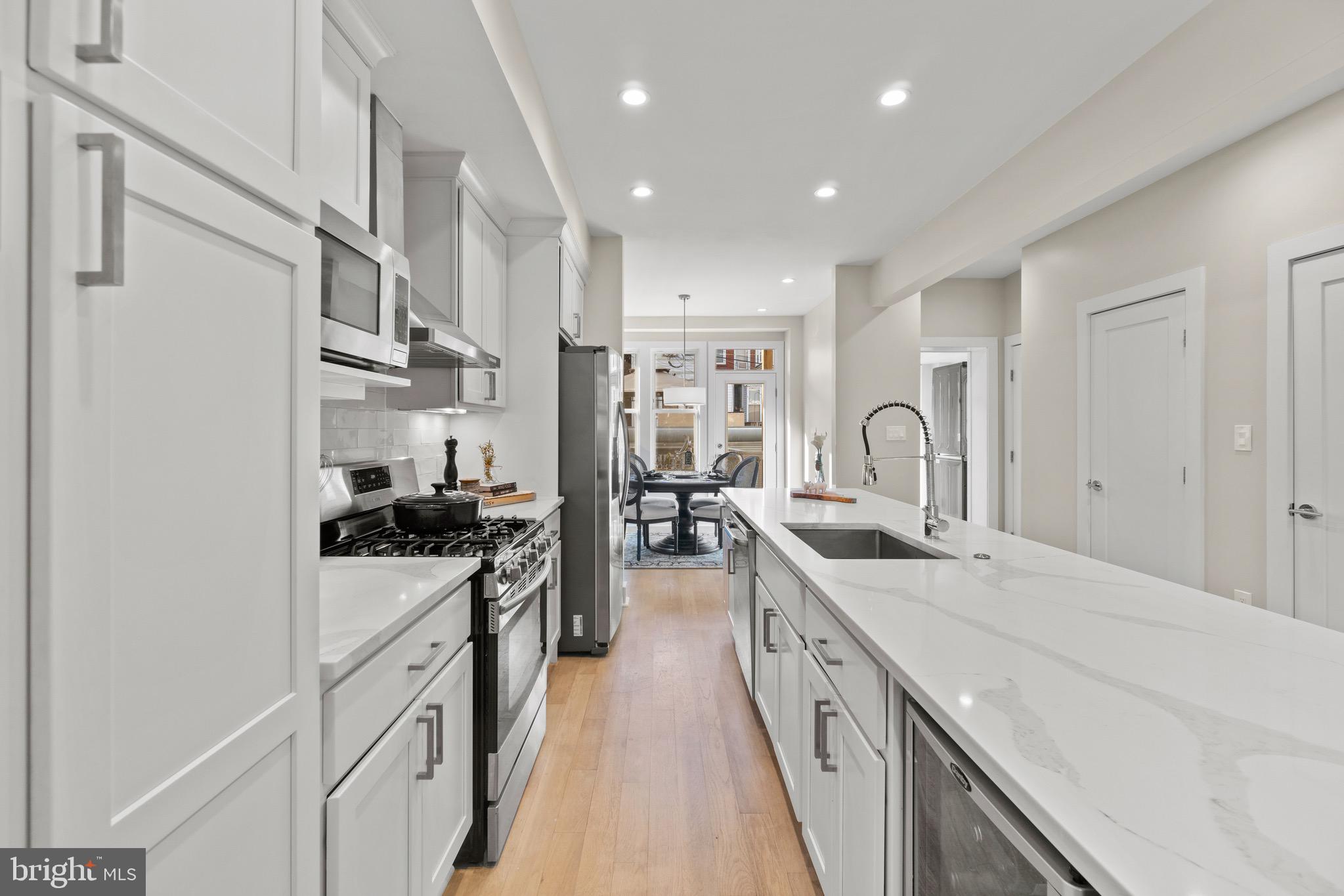 314 17th Place Northeast Washington, DC 20002 - Photo 9 of 30 Kitchen