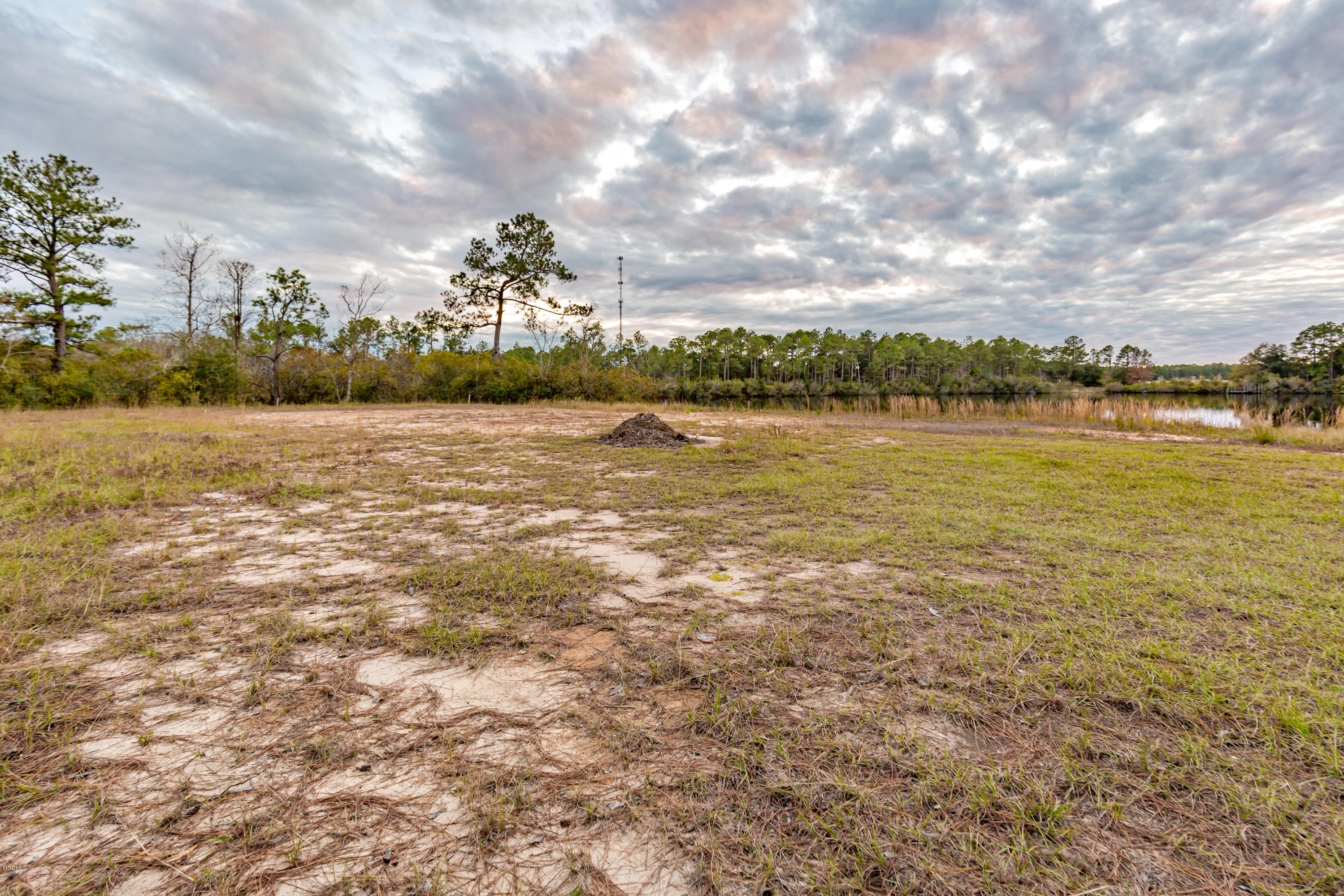6012 East Lake Road Vancleave, MS 39565 - Photo 33 of 37 IMG_8303
