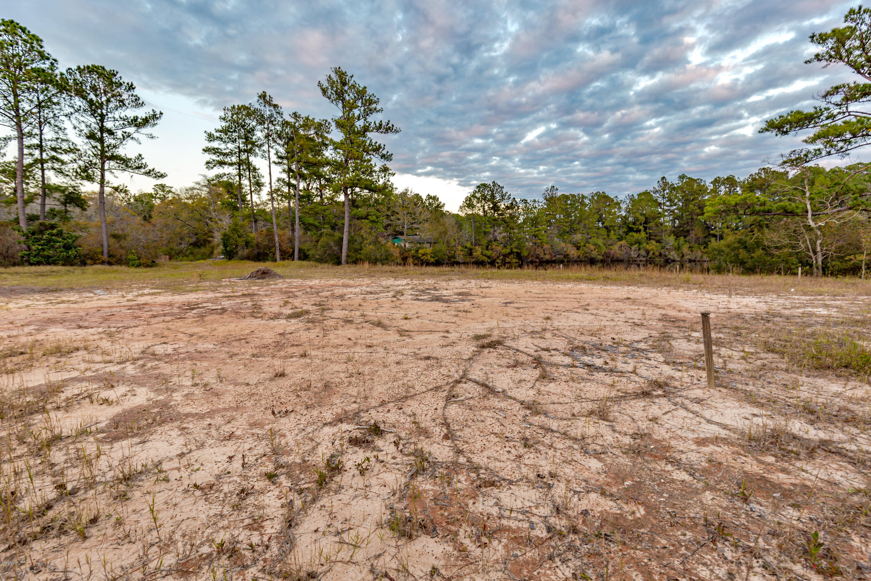 6012 East Lake Road Vancleave, MS 39565 - Photo 6 of 37 IMG_8258