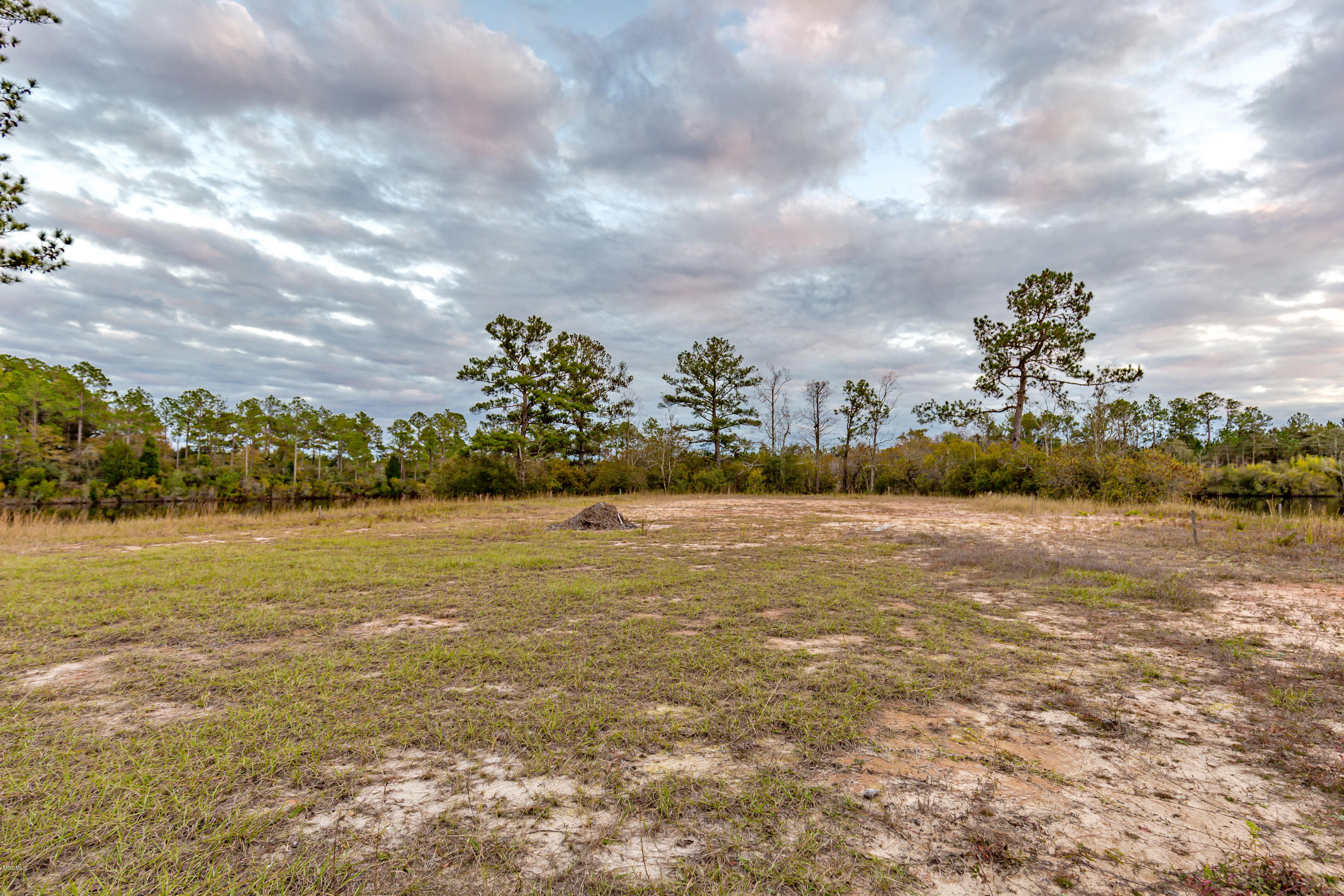 6012 East Lake Road Vancleave, MS 39565 - Photo 10 of 37 IMG_8324
