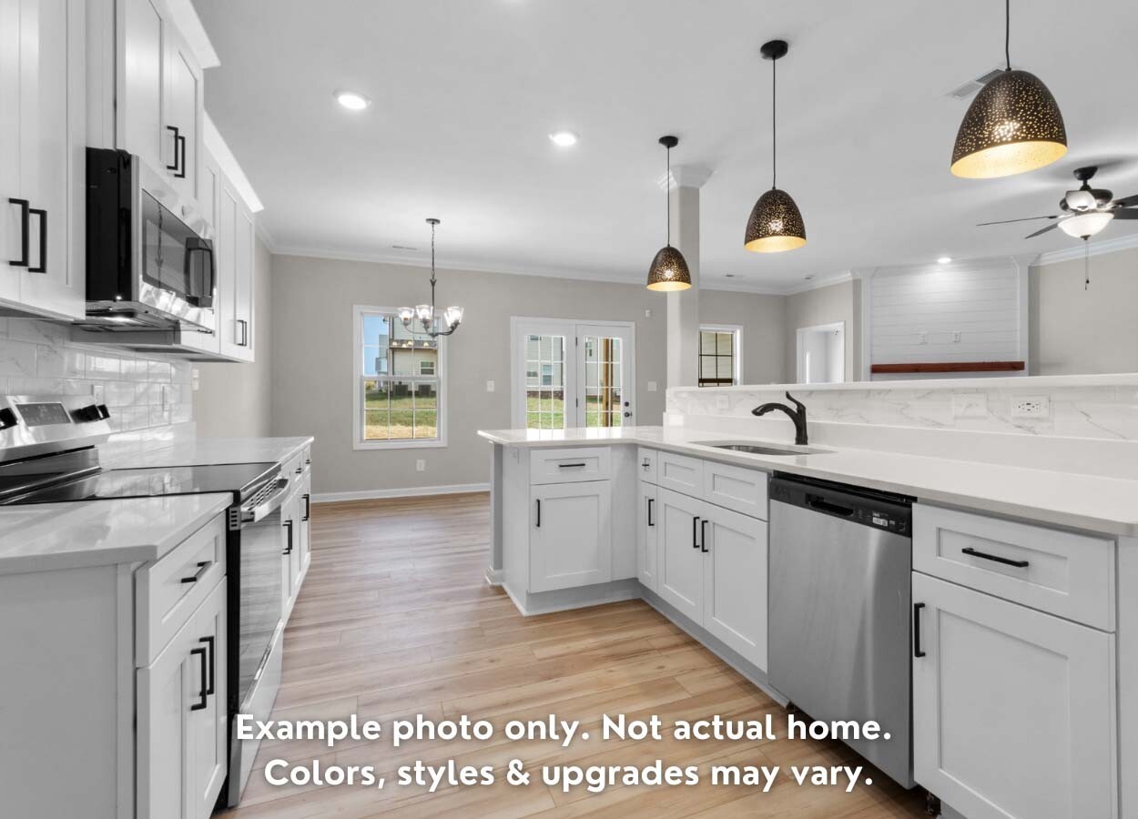 637 Woodrush Drive Clarksville, TN 37040 - Photo 11 of 35