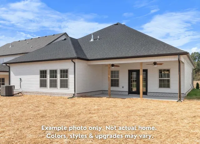 $411,900 | 637 Woodrush Drive, Clarksville, TN 37040