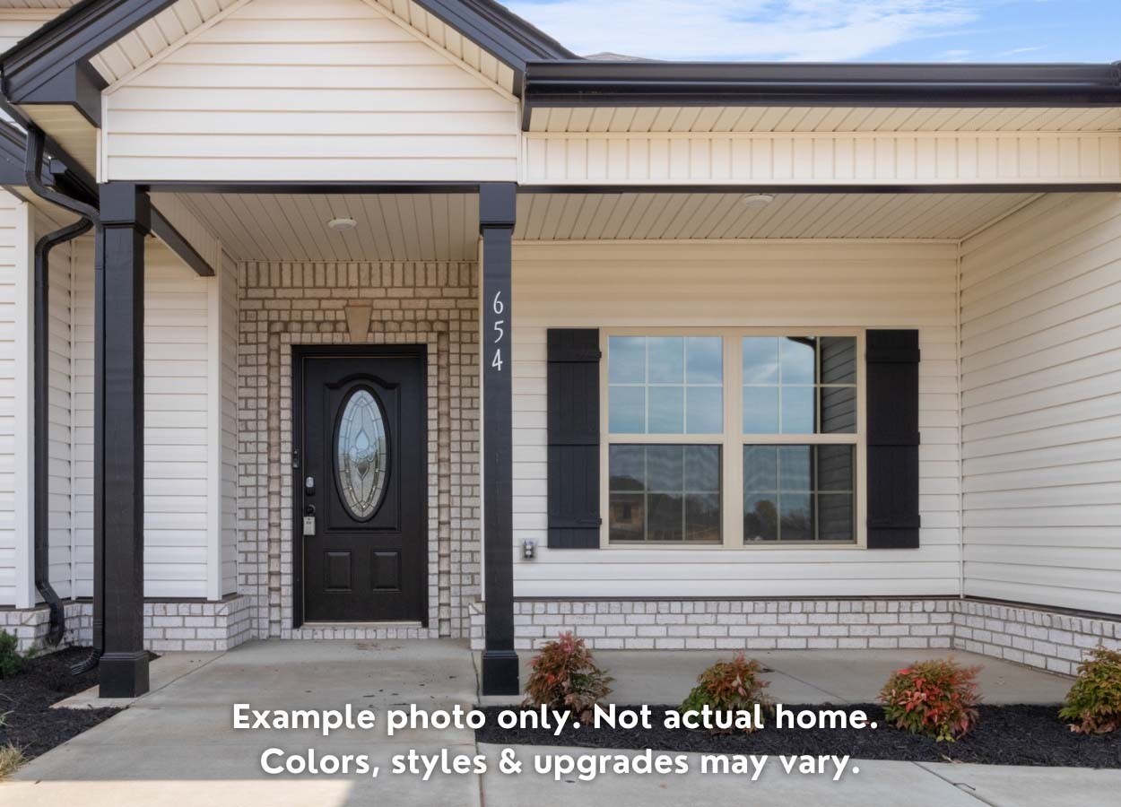 637 Woodrush Drive Clarksville, TN 37040 - Photo 4 of 35