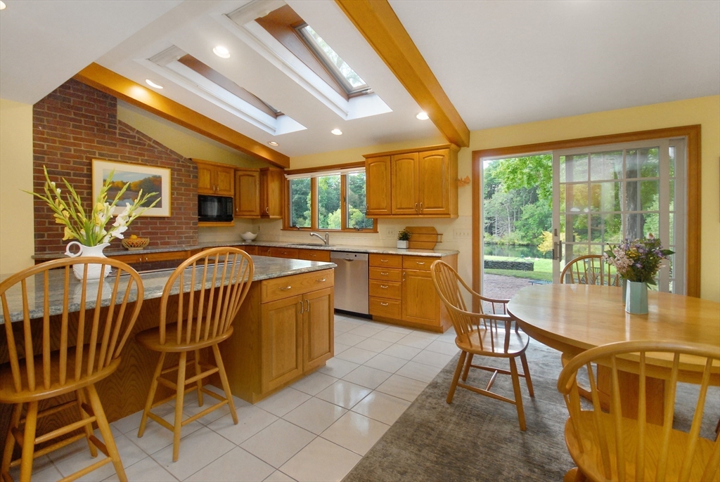 308 Musterfield Road Concord, MA 01742 - Photo 6 of 40