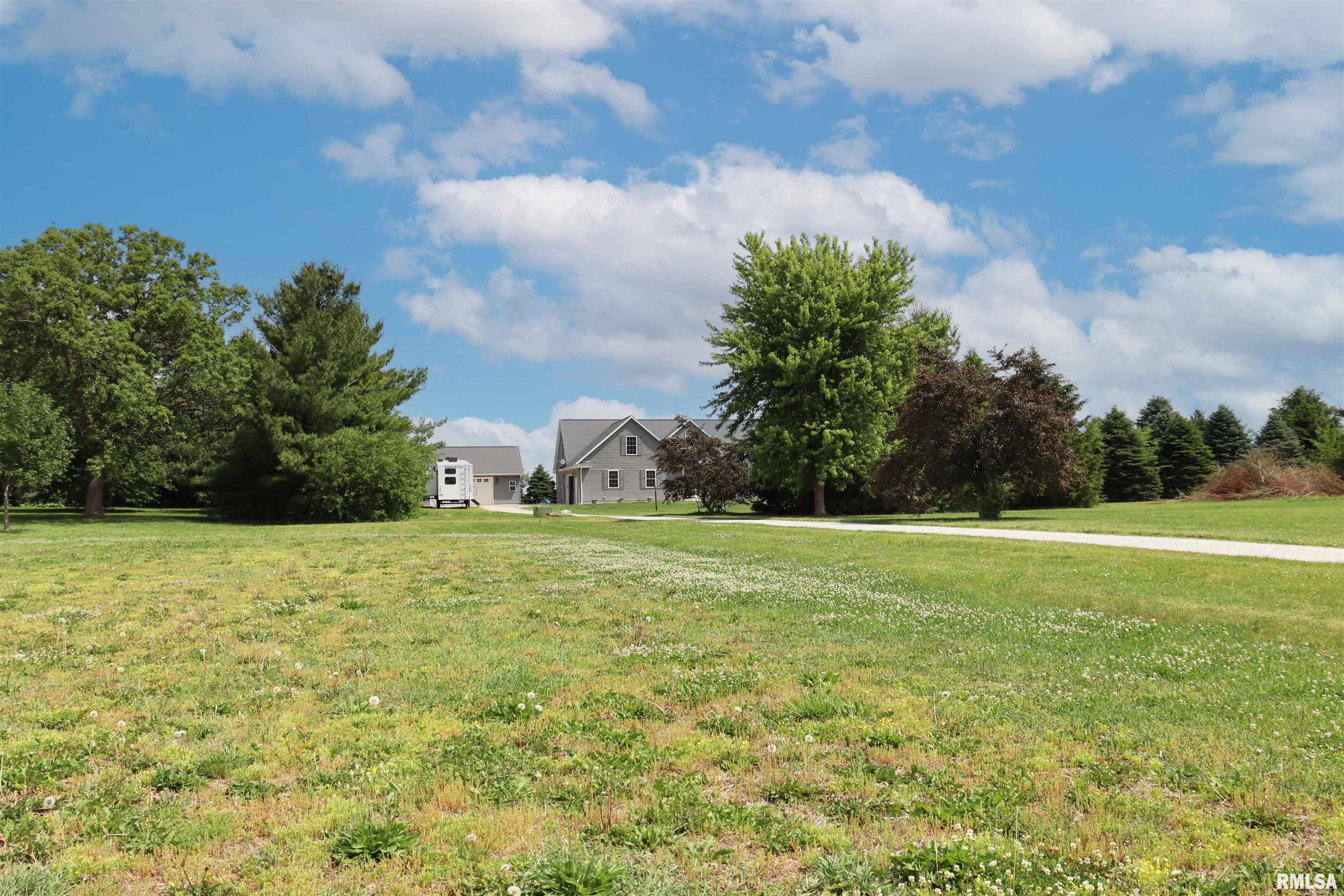 1157 East Guth Road Washington, IL 61571 - Photo 4 of 74