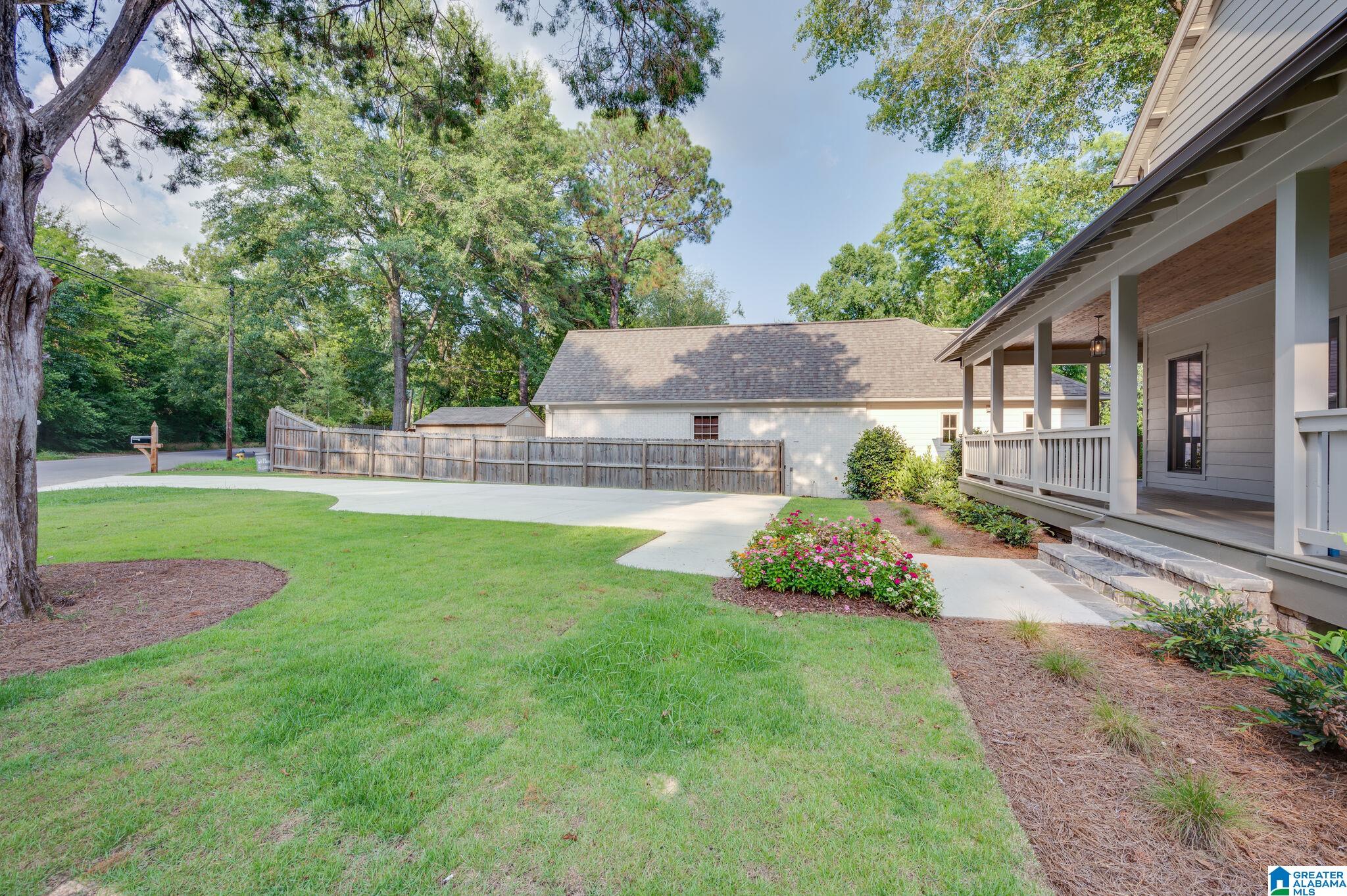 555 Oxmoor Road Birmingham, AL 35209 - Photo 4 of 55