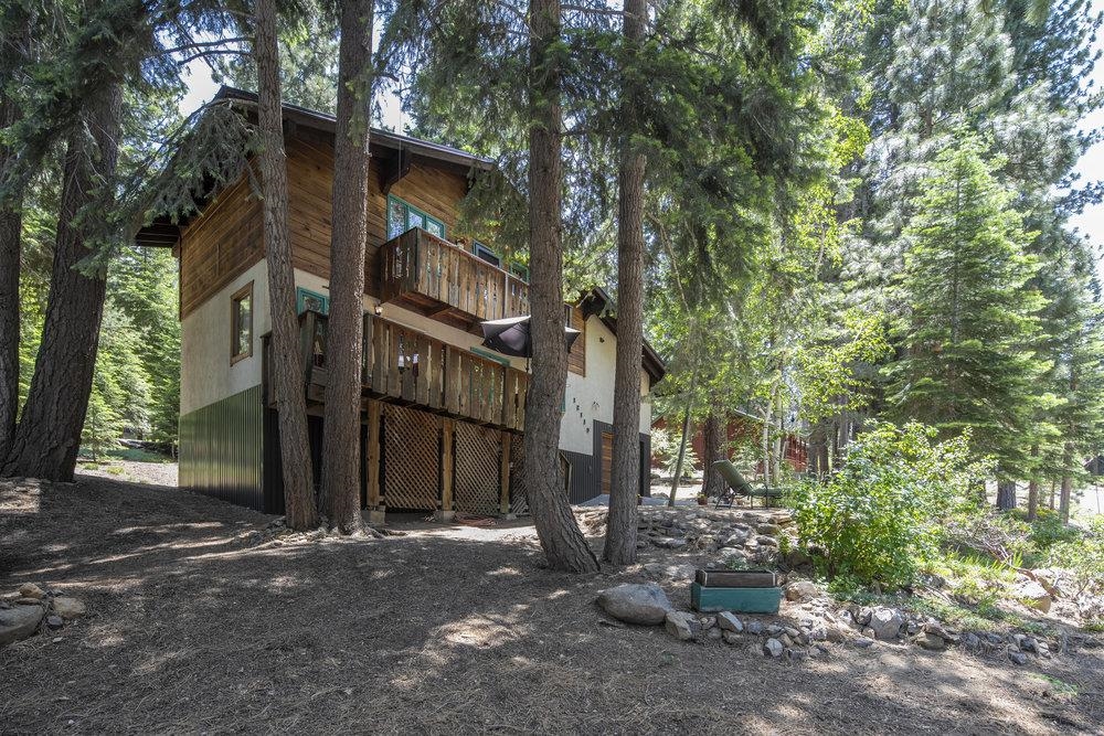 12115 Pine Forest Road Truckee, CA 96161 - Photo 26 of 28 Gallery Image 26