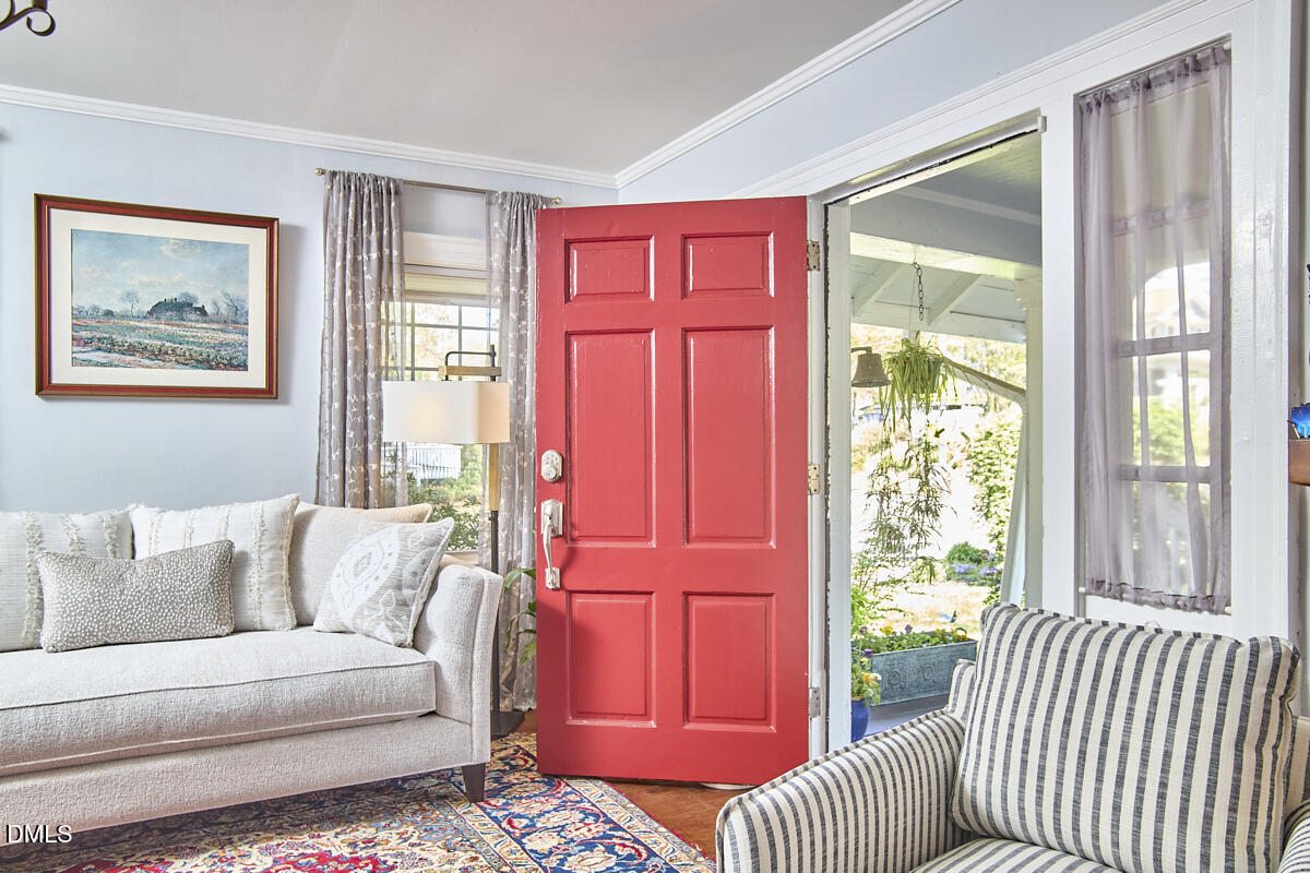 1002 Shepherd Street Durham, NC 27707 - Photo 11 of 52 Entry