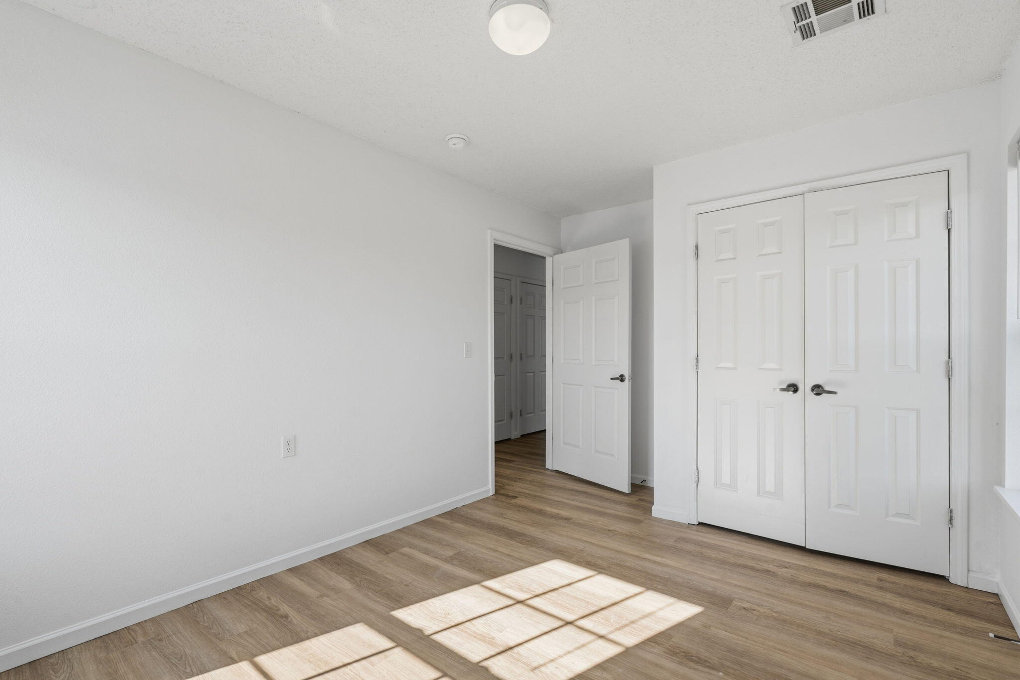 726 East Sunset Street Springfield, MO 65807 - Photo 14 of 24 15-web-or-mls-HWJ01683