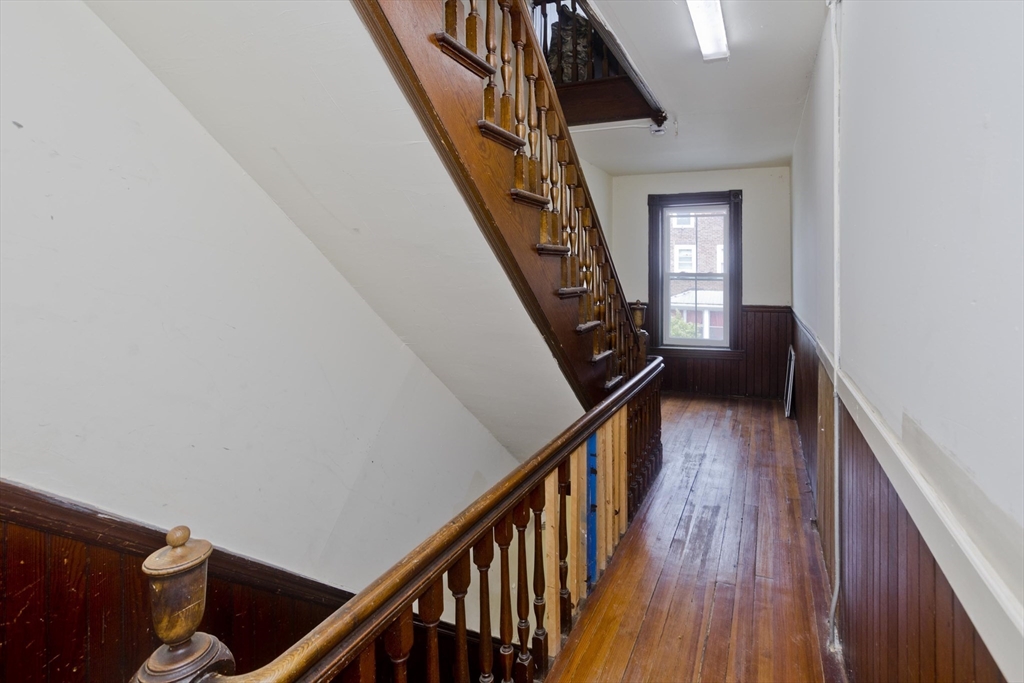 56 Pine Street Holyoke, MA 01040 - Photo 5 of 27