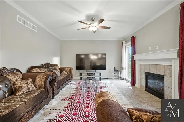 $599,900 | 10838 North Bristol Avenue, Kansas City, MO 64156