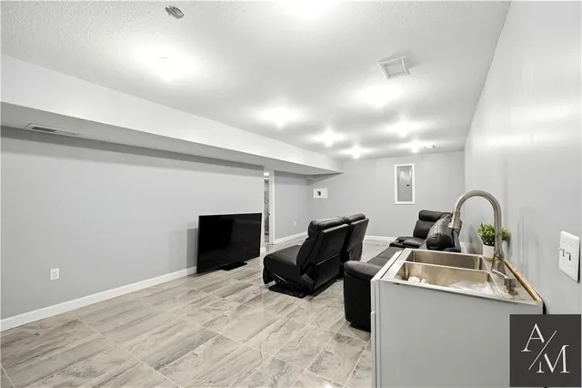 $599,900 | 10838 North Bristol Avenue, Kansas City, MO 64156