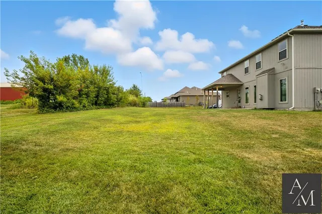 $599,900 | 10838 North Bristol Avenue, Kansas City, MO 64156