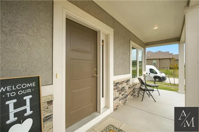 $599,900 | 10838 North Bristol Avenue, Kansas City, MO 64156