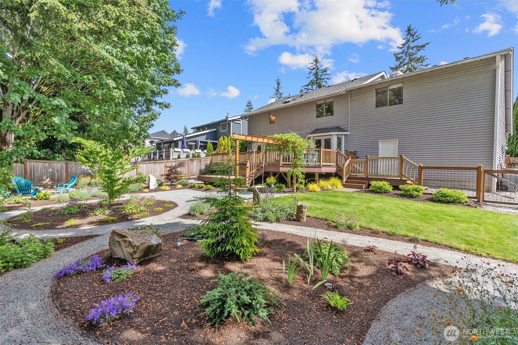 2101 233rd Street Southeast Bothell, WA 98021 - Photo 35 of 40 a front view of a house with garden