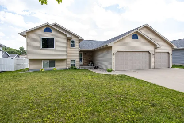 $415,000 | 75 Jacob Avenue, Oshkosh, WI 54902