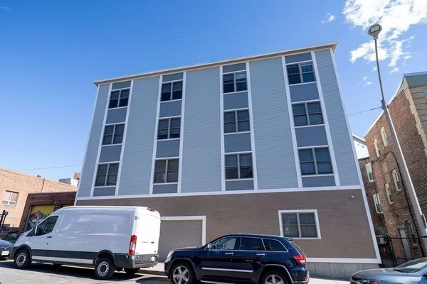$3,500 | 332 Talbot Avenue, Unit 4TH FLR #14, Boston, MA 02124