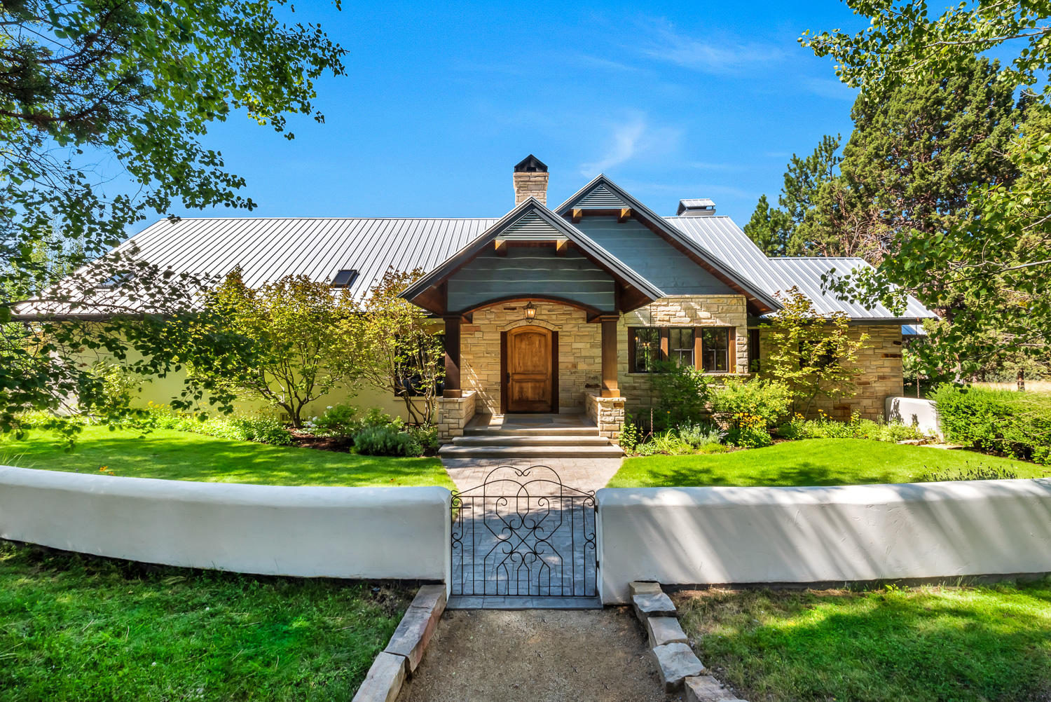18686 Bull Springs Road Bend, OR 97703 - Photo 4 of 88 18686 Bull Springs - 4