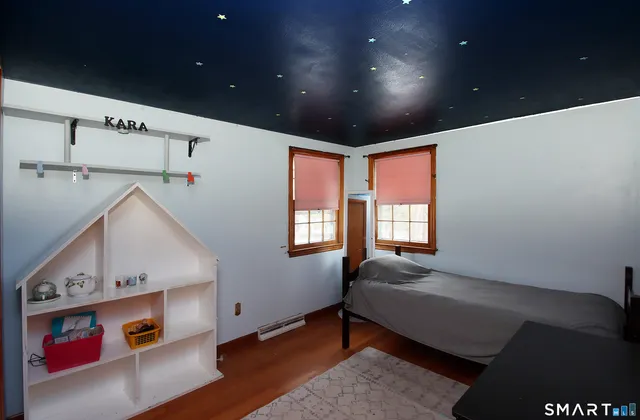 $364,900 | 384 Middletown Avenue, North Haven, CT 06473