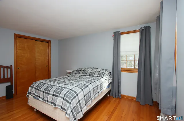 $364,900 | 384 Middletown Avenue, North Haven, CT 06473