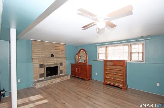 $364,900 | 384 Middletown Avenue, North Haven, CT 06473