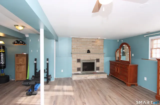 $364,900 | 384 Middletown Avenue, North Haven, CT 06473