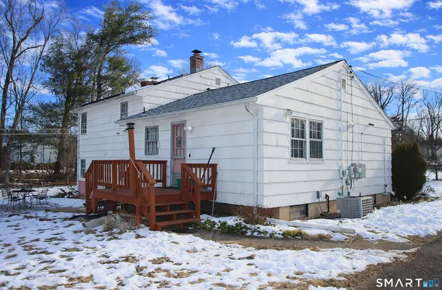 $364,900 | 384 Middletown Avenue, North Haven, CT 06473