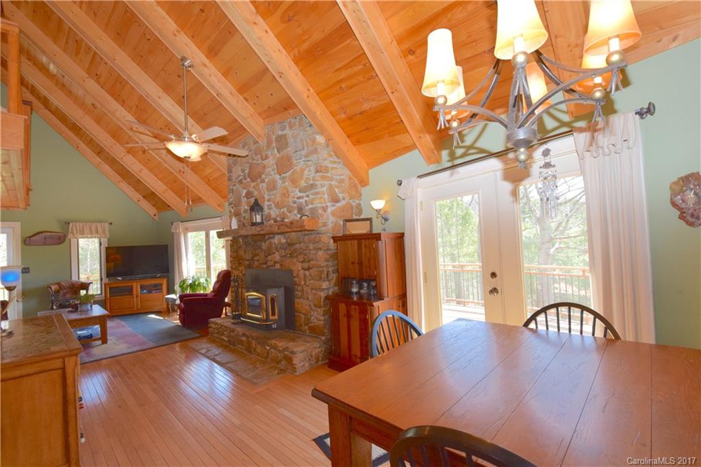 75 Blue Heaven Terrace Road Spruce Pine, NC 28777 - Photo 4 of 23 Gallery Image 4