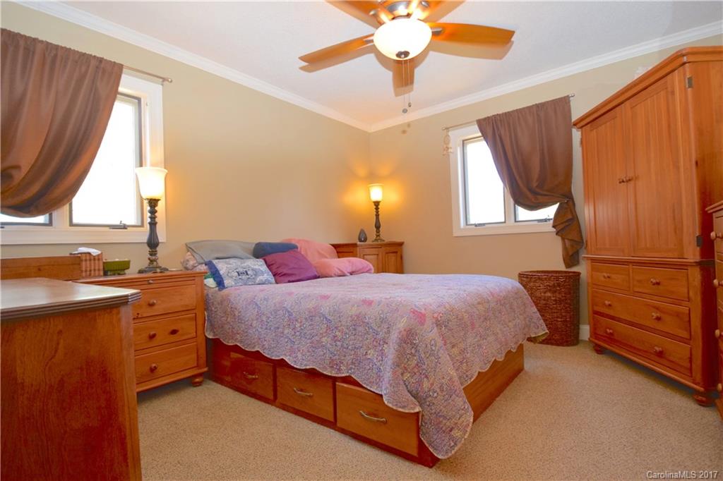 75 Blue Heaven Terrace Road Spruce Pine, NC 28777 - Photo 10 of 23 Gallery Image 10