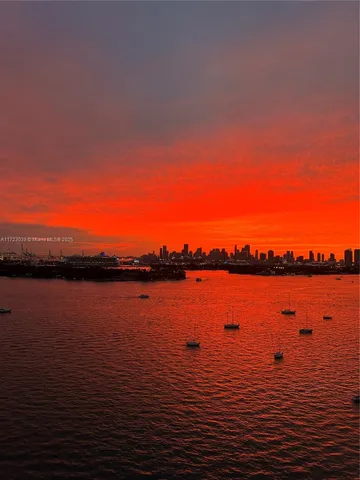 $800,000 | 1330 West Avenue, Unit 1904, Miami Beach, FL 33139