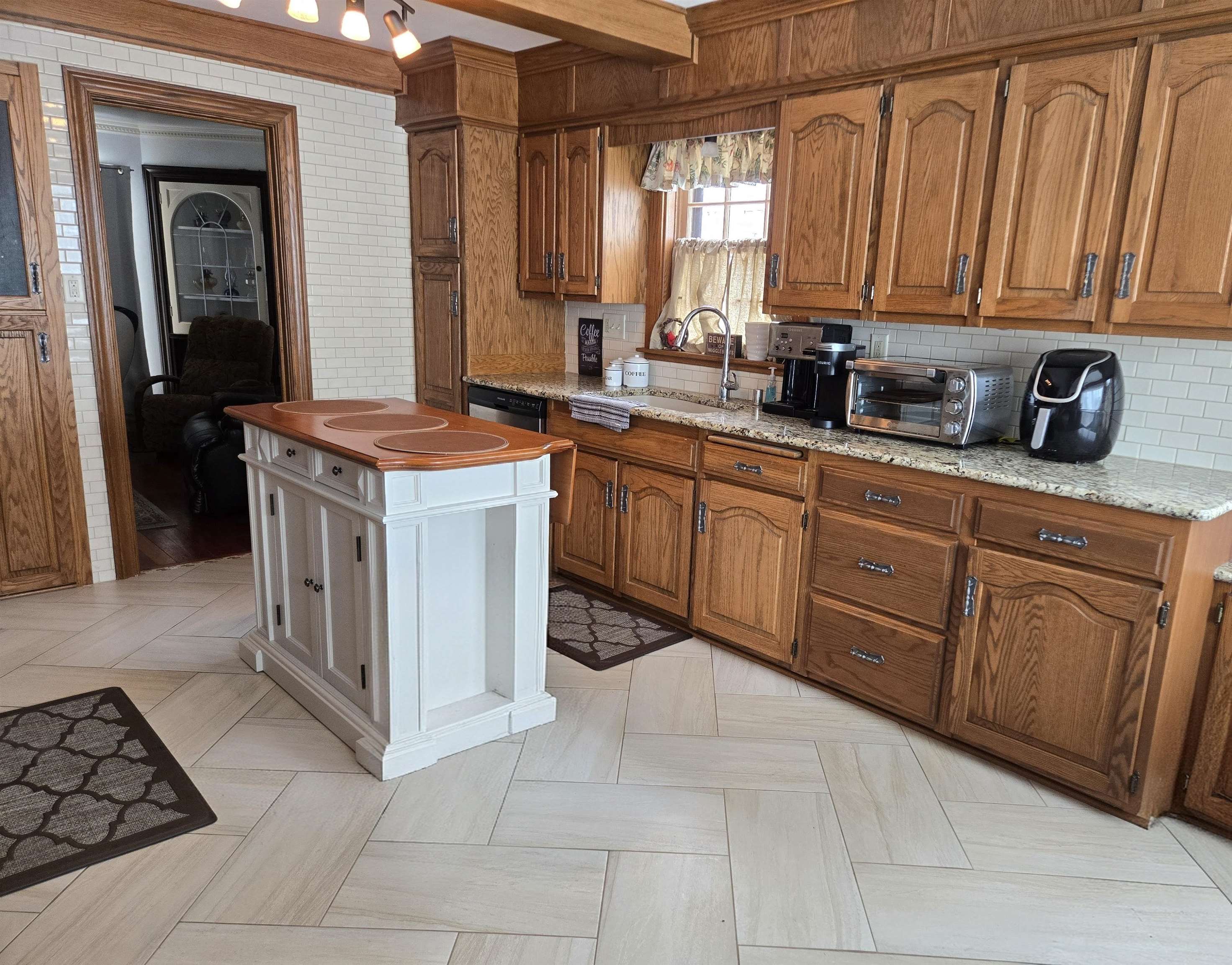 843 Wilson Street Manitowoc, WI 54220 - Photo 25 of 32