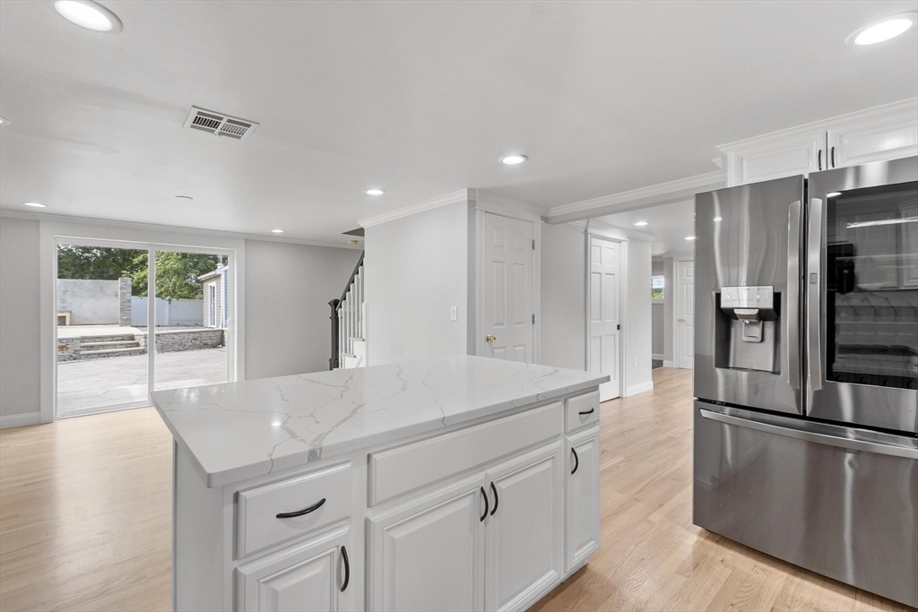 92 Hosmer Street Hudson, MA 01749 - Photo 13 of 31