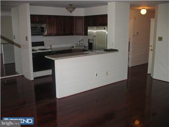 9550 State Rd., Unit 51A Philadelphia, PA 19114 - Photo 4 of 12 Kitchen