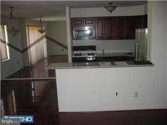 9550 State Rd., Unit 51A Philadelphia, PA 19114 - Photo 5 of 12 Kitchen