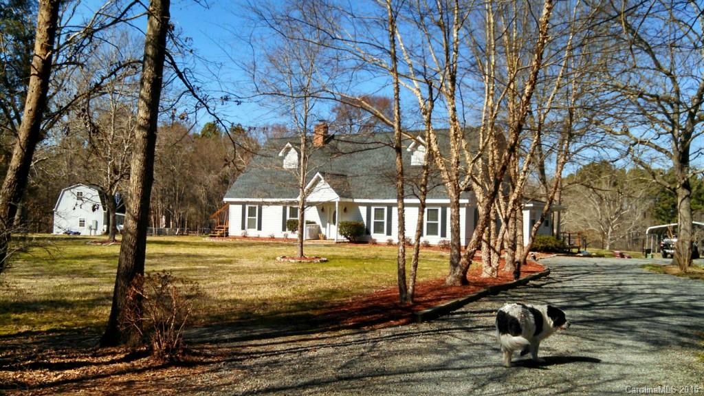 2801 Miranda Road Charlotte, NC 28216 - Photo 1 of 15 Gallery Image 1