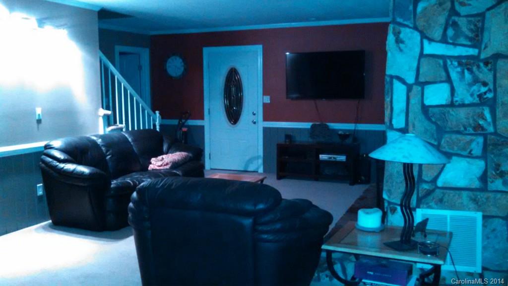 2801 Miranda Road Charlotte, NC 28216 - Photo 10 of 15 Gallery Image 10