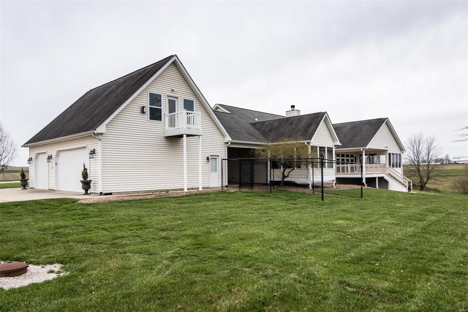 111 Stevenson Road Lebanon, IL 62254 - Photo 12 of 61