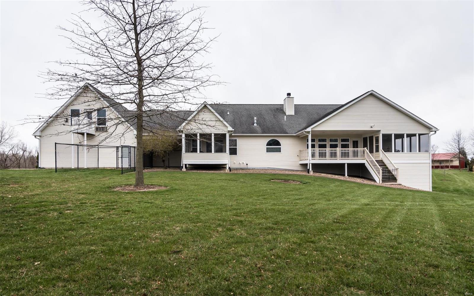111 Stevenson Road Lebanon, IL 62254 - Photo 14 of 61