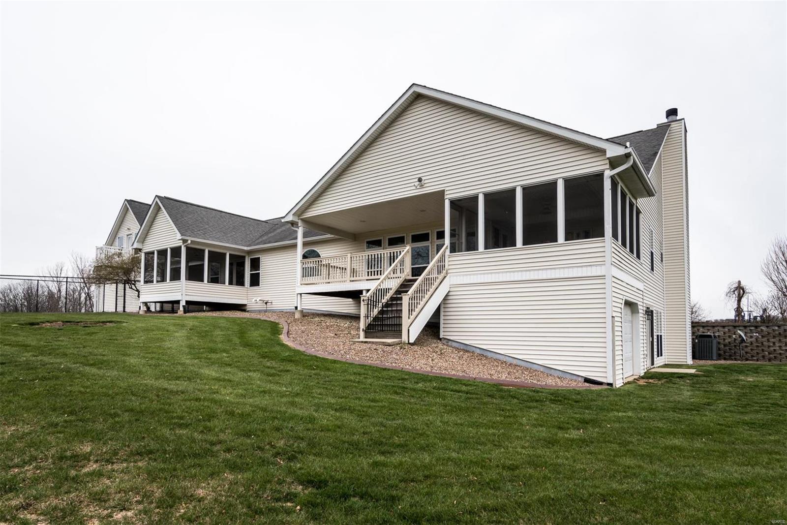 111 Stevenson Road Lebanon, IL 62254 - Photo 18 of 61