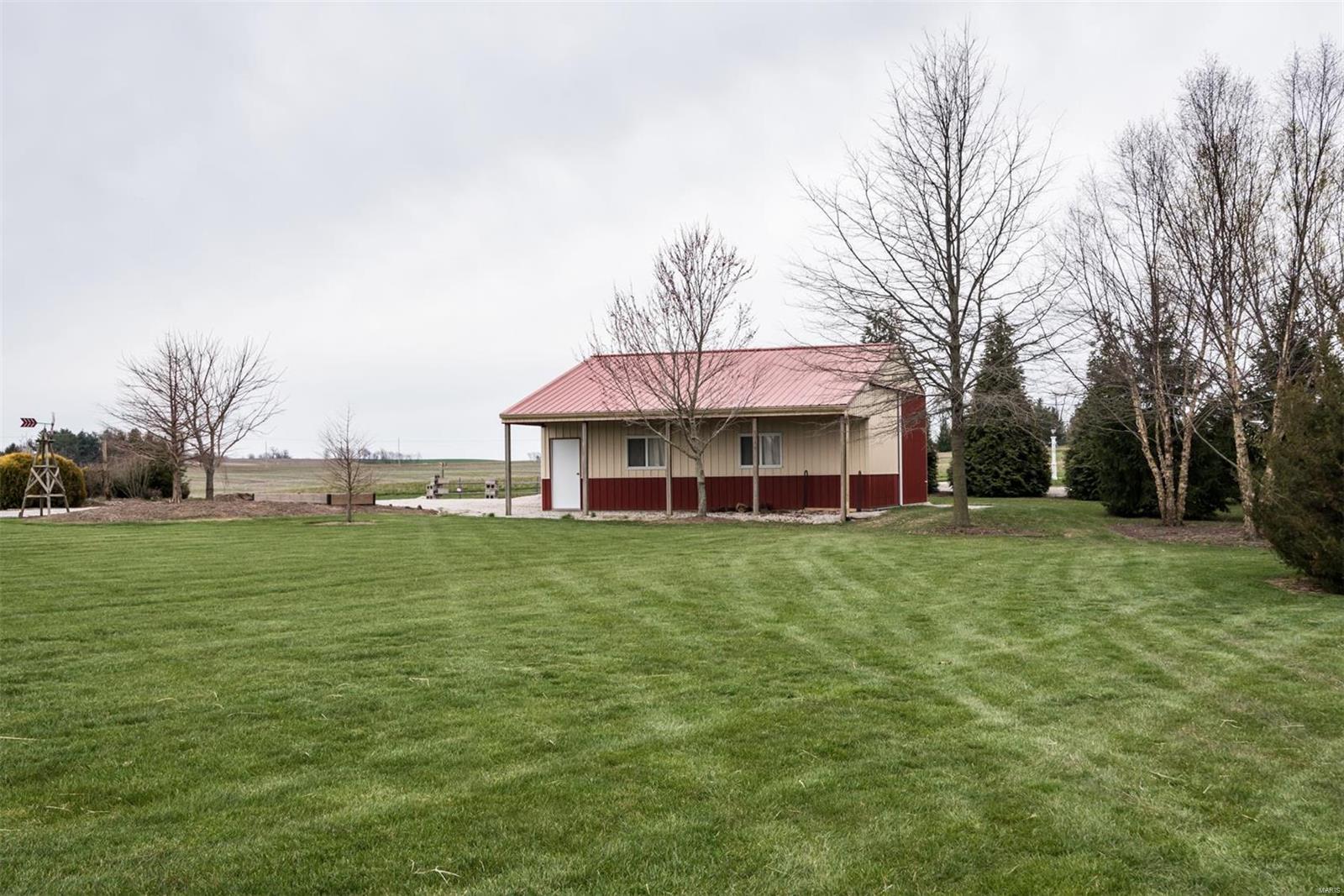 111 Stevenson Road Lebanon, IL 62254 - Photo 21 of 61
