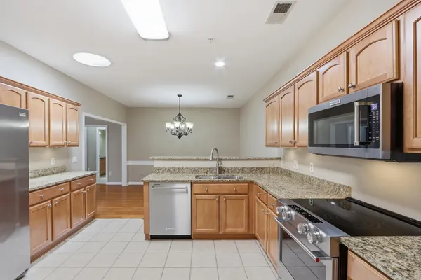$409,900 | 20 Peyton Ridge Drive, Collierville, TN 38017