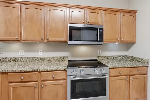 $409,900 | 20 Peyton Ridge Drive, Collierville, TN 38017