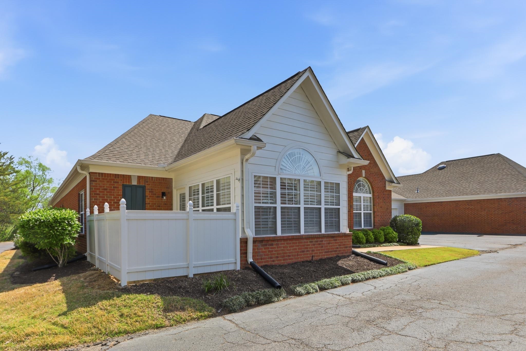 20 Peyton Ridge Drive Collierville, TN 38017 - Photo 3 of 36