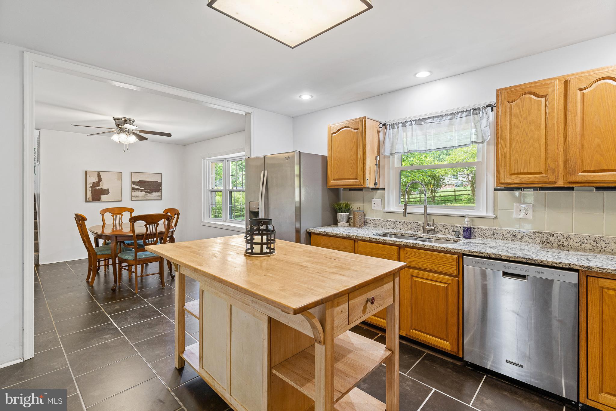 531 Cumberland Road Fredericksburg, VA 22405 - Photo 12 of 32 Kitchen w/ room for large table