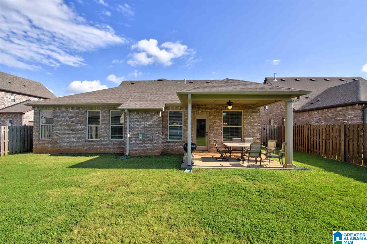 351 Lacey Avenue Alabaster, AL 35114 - Photo 6 of 32