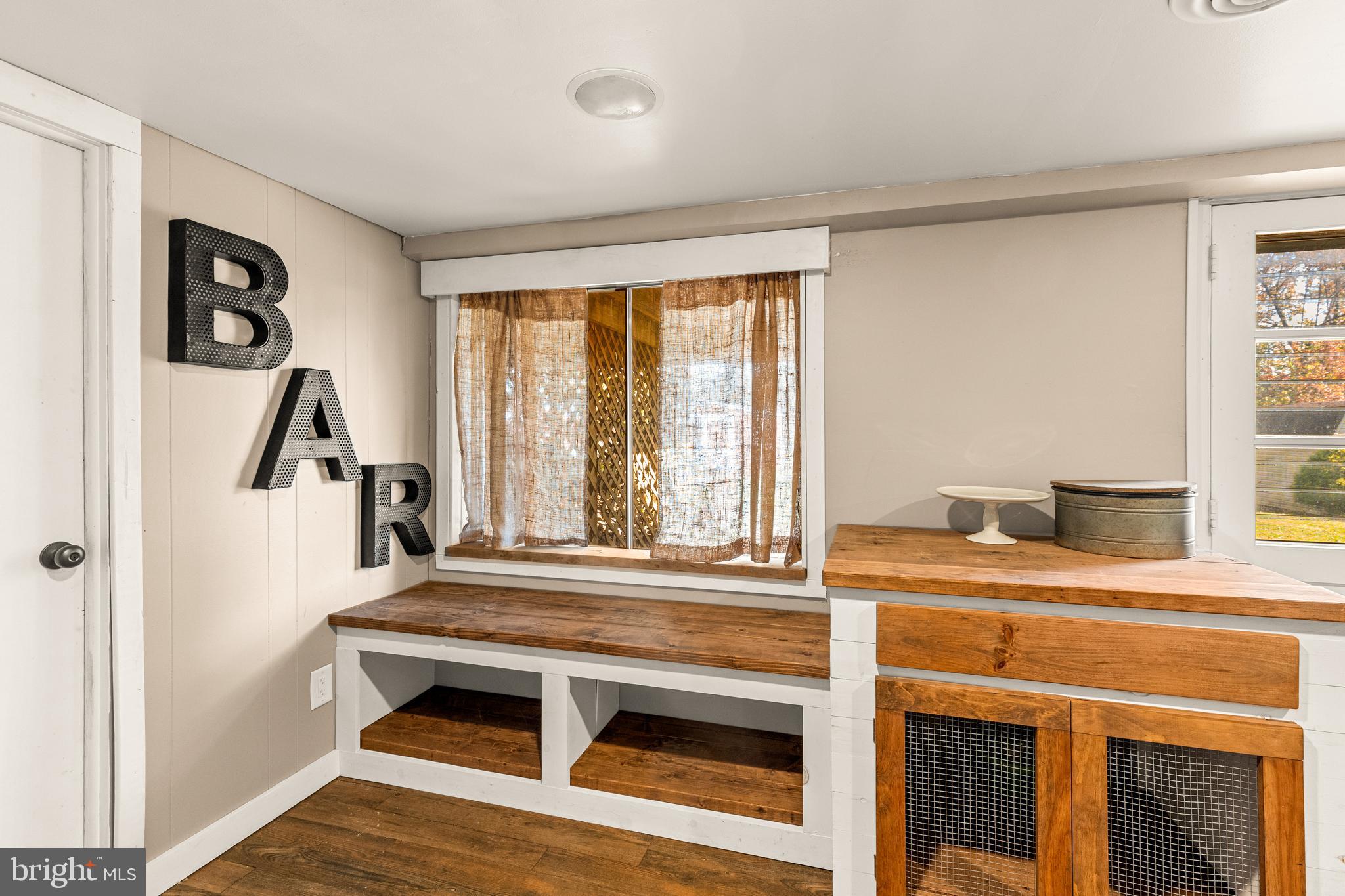 63 Quaker Hills Road Lancaster, PA 17603 - Photo 35 of 52 a view of a livingroom with furniture and staircase
