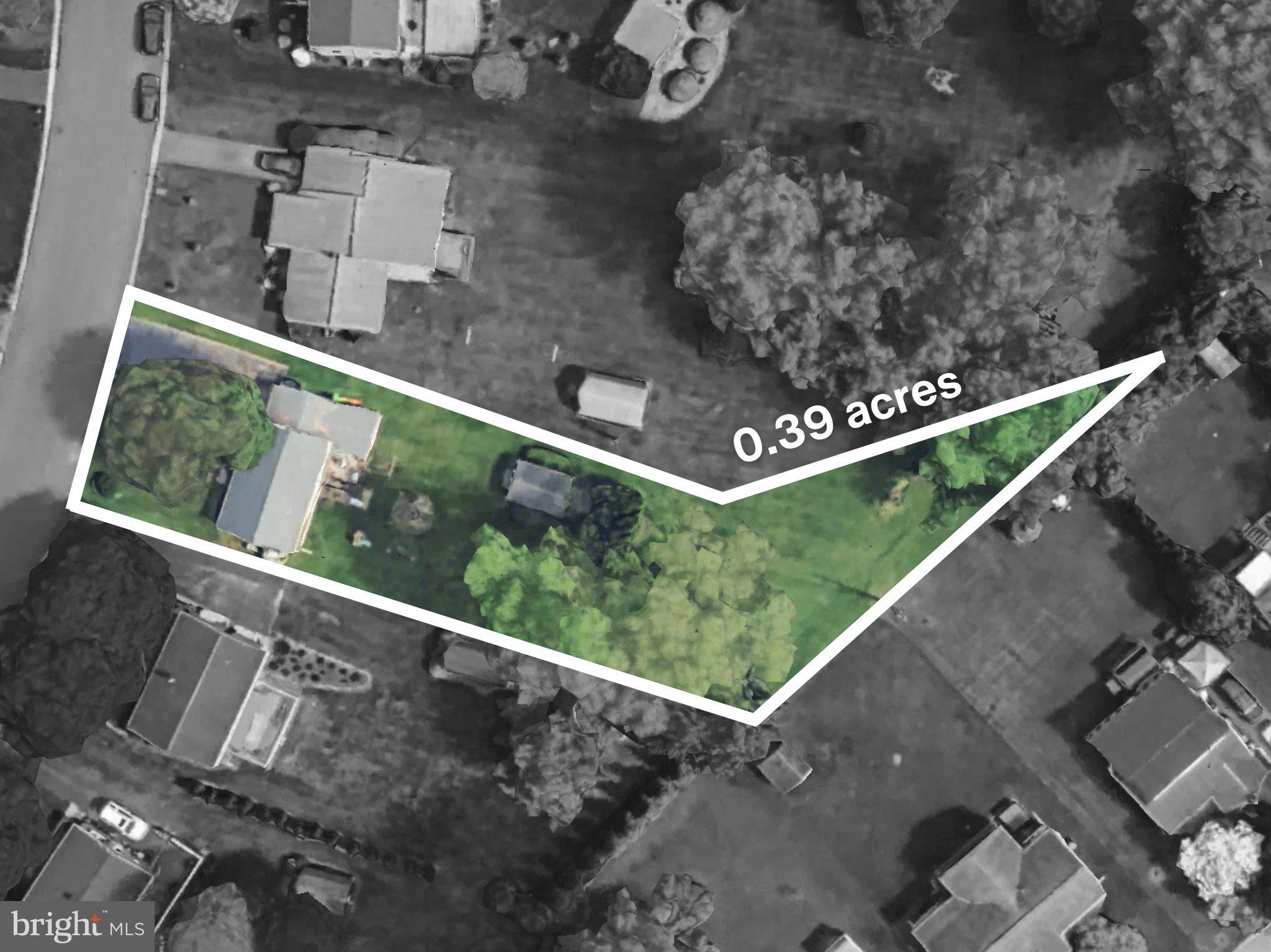 63 Quaker Hills Road Lancaster, PA 17603 - Photo 5 of 52 an outdoor view