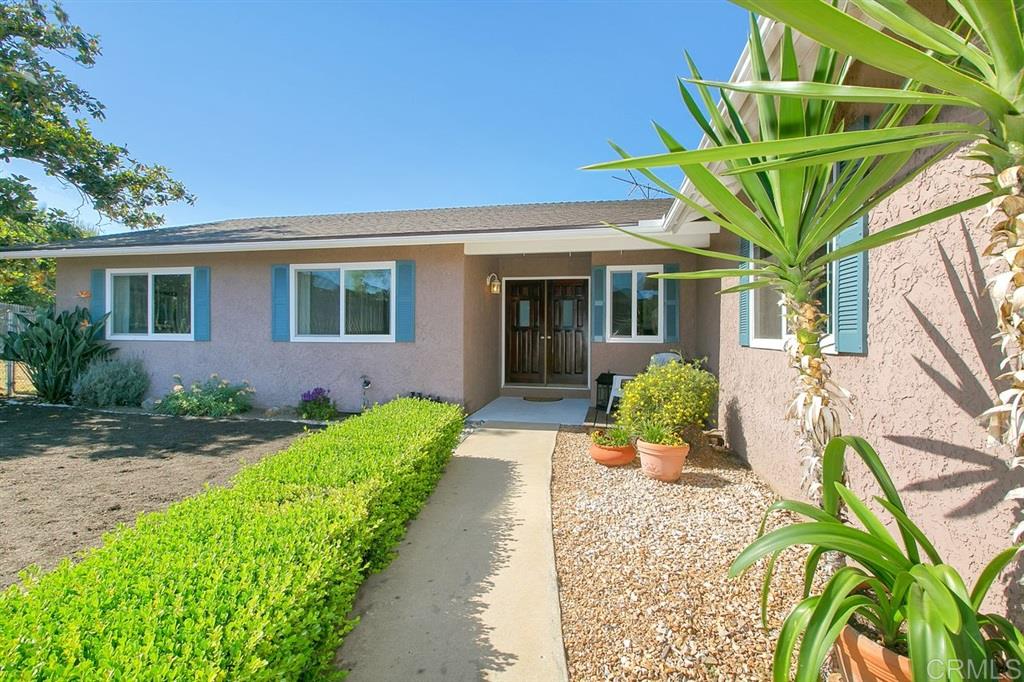 642 Cortez Avenue Vista, CA 92084 - Photo 2 of 25