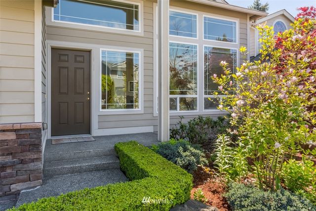 $585,000 | 4415 Northeast 2nd Lane, Renton, WA 98059